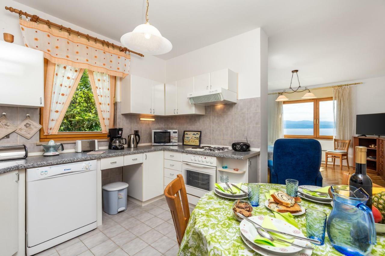 Apartmani Hrvatin Opatija Ngoại thất bức ảnh